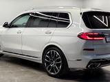 BMW X7 XDrive 40i 2023 года за 63 000 000 тг. в Алматы – фото 5