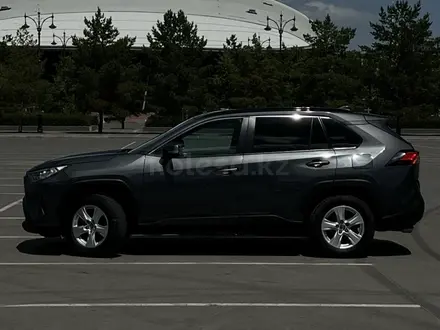 Toyota RAV4 2020 года за 12 500 000 тг. в Астана – фото 6