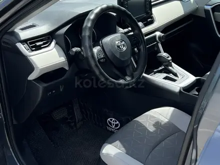 Toyota RAV4 2020 года за 12 500 000 тг. в Астана – фото 8