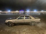 Mercedes-Benz E 230 1990 годаfor900 000 тг. в Балхаш