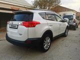 Toyota RAV4 2014 года за 11 800 000 тг. в Атырау – фото 5