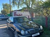 Mercedes-Benz E 320 2000 годаүшін4 000 000 тг. в Караганда – фото 2