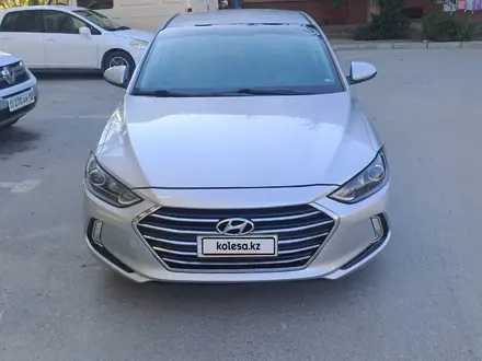 Hyundai Elantra 2017 года за 5 100 000 тг. в Актау