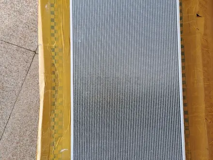 Радиатор на HYUNDAI H 350 за 165 000 тг. в Астана – фото 3