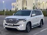 Toyota Land Cruiser 2016 годаүшін34 500 000 тг. в Шымкент