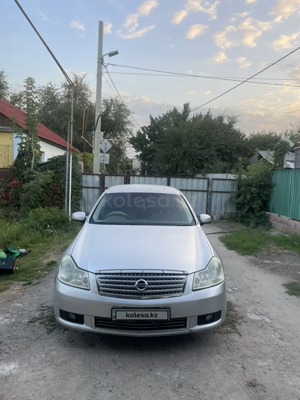 Nissan Fuga, 2005
