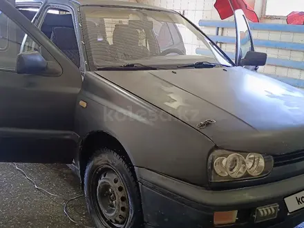 Volkswagen Golf 1996 года за 1 100 000 тг. в Актобе