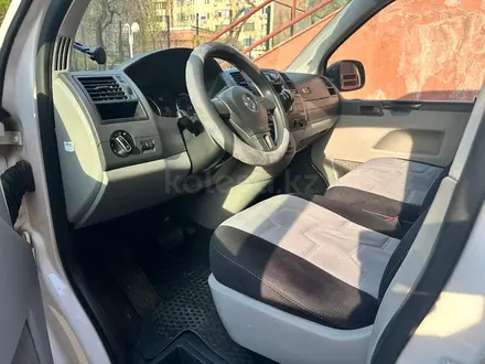 Volkswagen Transporter 2014 года за 12 200 000 тг. в Алматы – фото 4