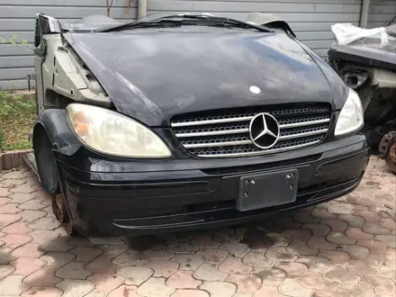 Передняя часть на Mercedes-Benz Viano W639 за 7 000 000 тг. в Алматы – фото 3