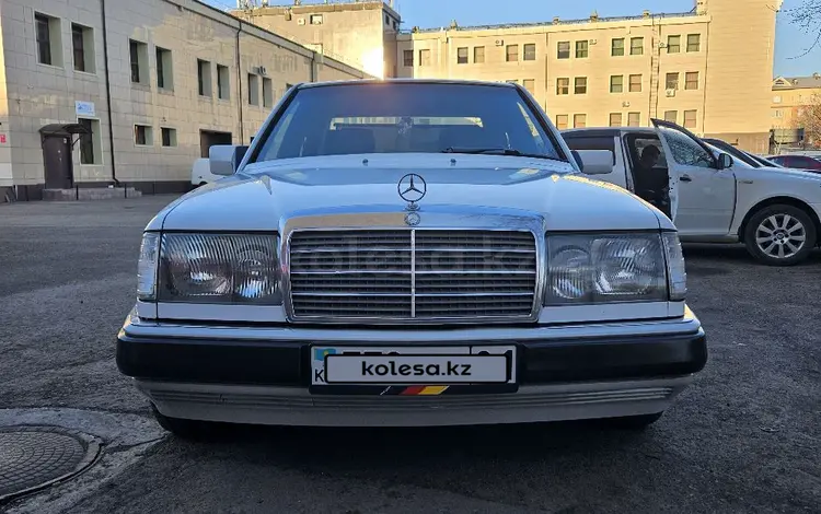 Mercedes-Benz E 200 1991 годаүшін2 400 000 тг. в Астана