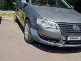 Volkswagen Passat 2007 годаүшін3 000 000 тг. в Алматы