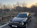 Mercedes-Benz E 320 1997 года за 4 150 000 тг. в Караганда