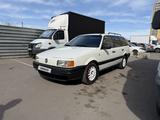 Volkswagen Passat 1990 года за 1 350 000 тг. в Астана – фото 2