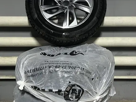 Michelin X-ice north 4 SUV 235/65/18 + Диски за 750 000 тг. в Астана – фото 3