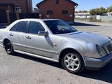 Mercedes-Benz E 320 1997 годаүшін1 400 000 тг. в Караганда – фото 3