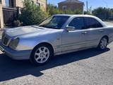 Mercedes-Benz E 320 1997 годаүшін1 400 000 тг. в Караганда – фото 2