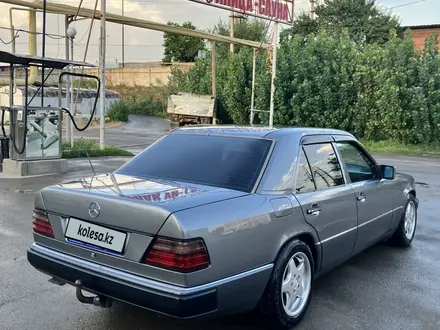 Mercedes-Benz E 320 1990 года за 2 700 000 тг. в Алматы – фото 5