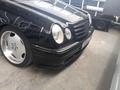 Mercedes-Benz E 55 AMG 1997 года за 5 000 000 тг. в Кызылорда – фото 18