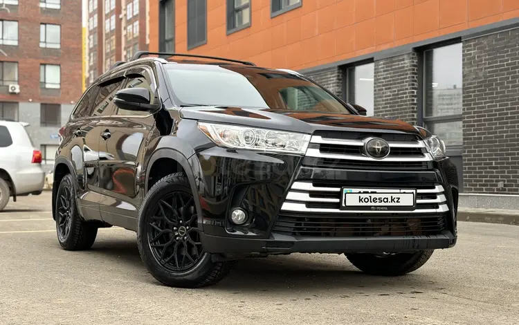 Toyota Highlander 2018 годаүшін15 999 999 тг. в Астана