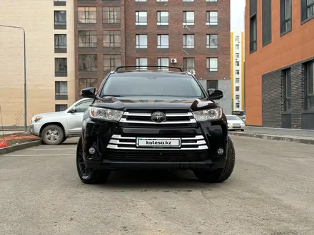 Toyota Highlander 2018 года за 15 999 999 тг. в Астана – фото 2