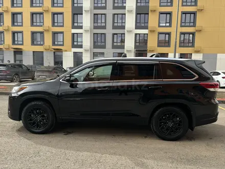 Toyota Highlander 2018 года за 15 999 999 тг. в Астана – фото 6