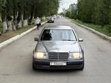 Mercedes-Benz E 220 1993 года за 2 250 000 тг. в Туркестан