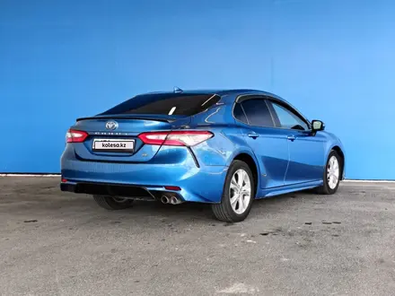 Toyota Camry 2019 года за 8 709 950 тг. в Шымкент – фото 3