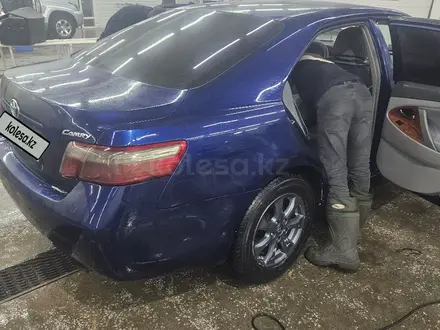 Toyota Camry 2006 года за 4 300 000 тг. в Петропавловск – фото 12