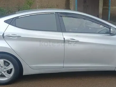 Hyundai Elantra 2014 года за 6 000 000 тг. в Астана – фото 3