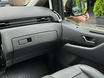 Hyundai Staria 2025 года за 25 500 000 тг. в Алматы – фото 8