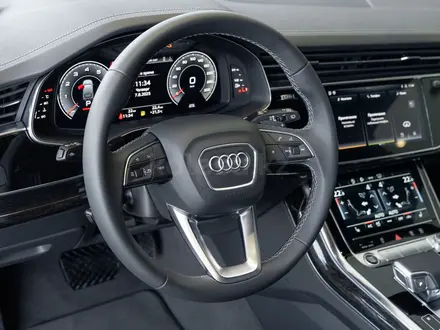 Audi Q7 55 TFSI 2026 года за 54 050 000 тг. в Алматы – фото 16