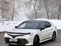 Toyota Camry 2020 года за 13 800 000 тг. в Алматы – фото 3