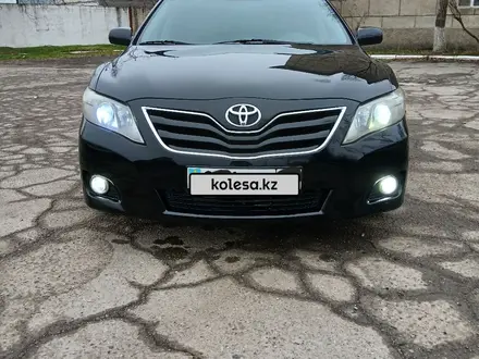 Toyota Camry 2009 года за 7 500 000 тг. в Тараз