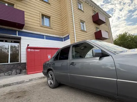 Mercedes-Benz E 230 1992 года за 1 500 000 тг. в Караганда – фото 2