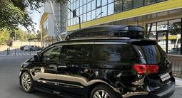 Kia Carnival 2017 года за 12 200 000 тг. в Шымкент – фото 3