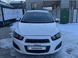 Chevrolet Aveo 2014 года за 3 200 000 тг. в Шымкент – фото 2