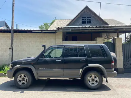 Isuzu Trooper 2002 года за 3 300 000 тг. в Алматы – фото 3