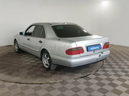 Mercedes-Benz E 230 1996 года за 1 200 000 тг. в Шымкент – фото 4