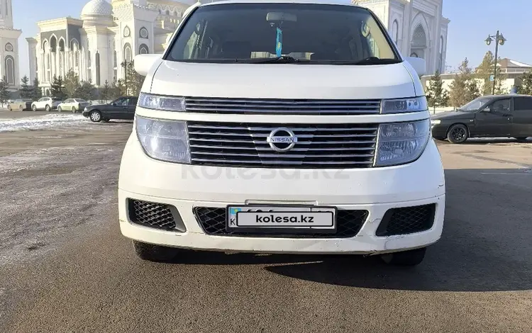 Nissan Elgrand 2003 года за 4 500 000 тг. в Астана