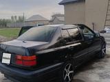 Volkswagen Vento 1993 года за 1 300 000 тг. в Шымкент – фото 4