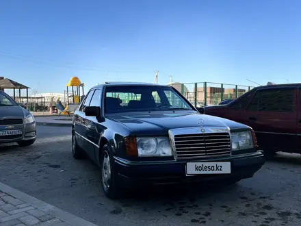 Mercedes-Benz E 230 1990 года за 1 500 000 тг. в Туркестан