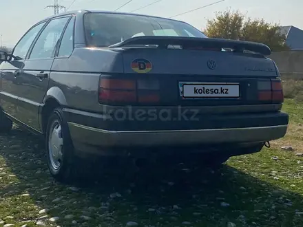 Volkswagen Passat 1990 года за 1 300 000 тг. в Шымкент – фото 18