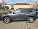 Toyota RAV4 2022 года за 16 000 000 тг. в Астана – фото 2