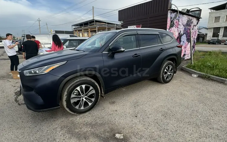 Toyota Highlander 2021 года за 26 000 000 тг. в Алматы