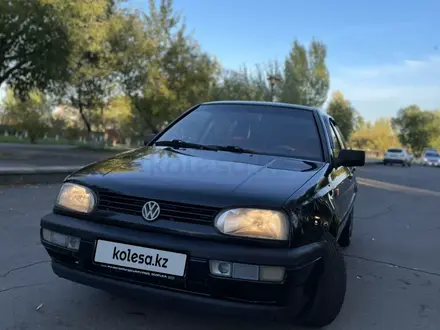 Volkswagen Golf 1995 года за 1 850 000 тг. в Астана