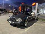 Mercedes-Benz E 280 1994 года за 3 300 000 тг. в Шымкент