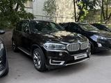 BMW X5 2016 года за 16 100 000 тг. в Алматы – фото 2