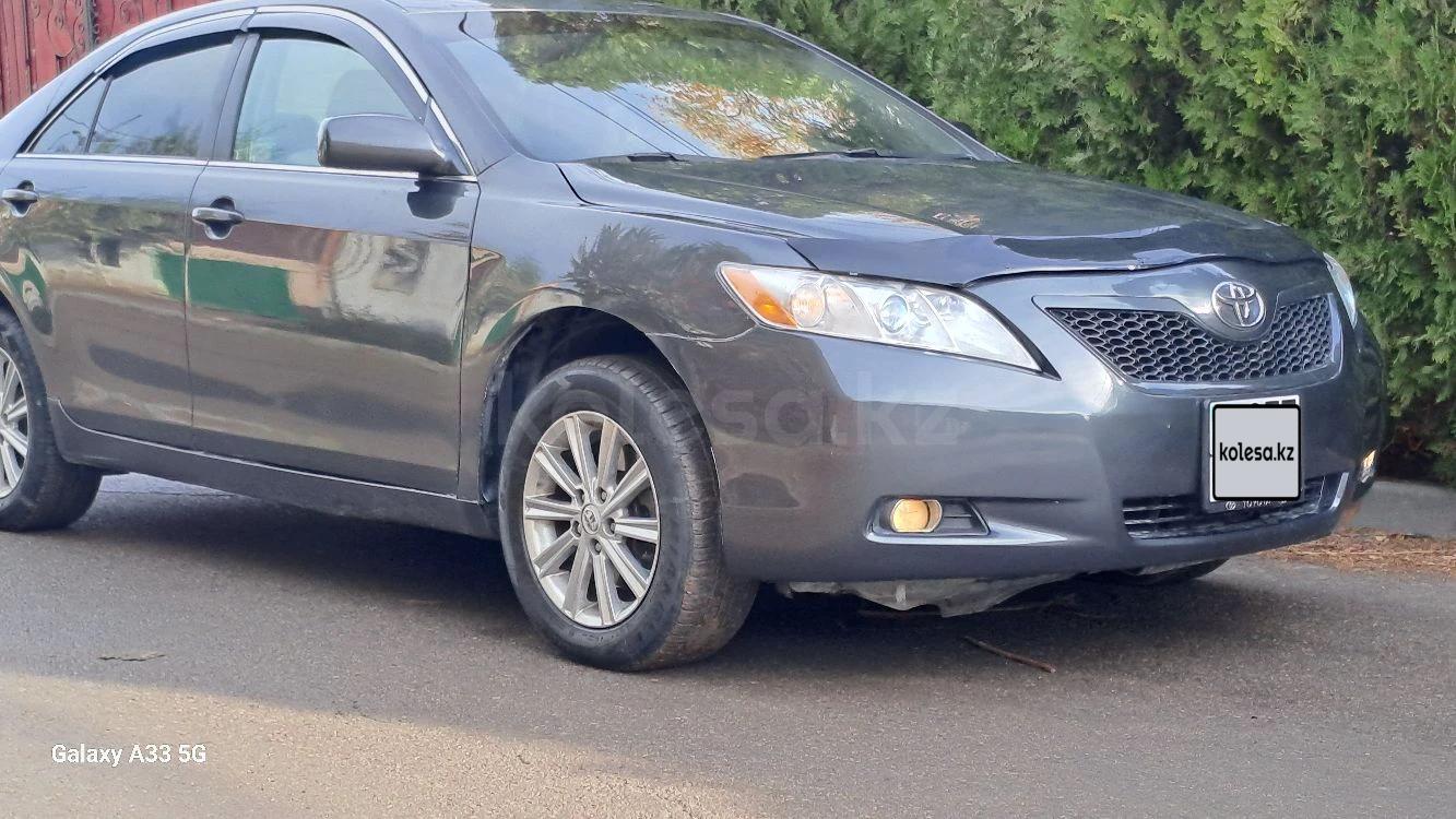 Toyota Camry 2007 г.