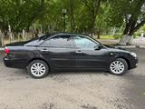 Toyota Camry 2005 года за 3 900 000 тг. в Петропавловск – фото 2