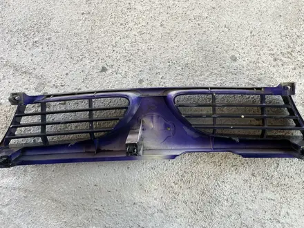 Решетка радиатора Nissan Almera N15 за 10 000 тг. в Темиртау – фото 4